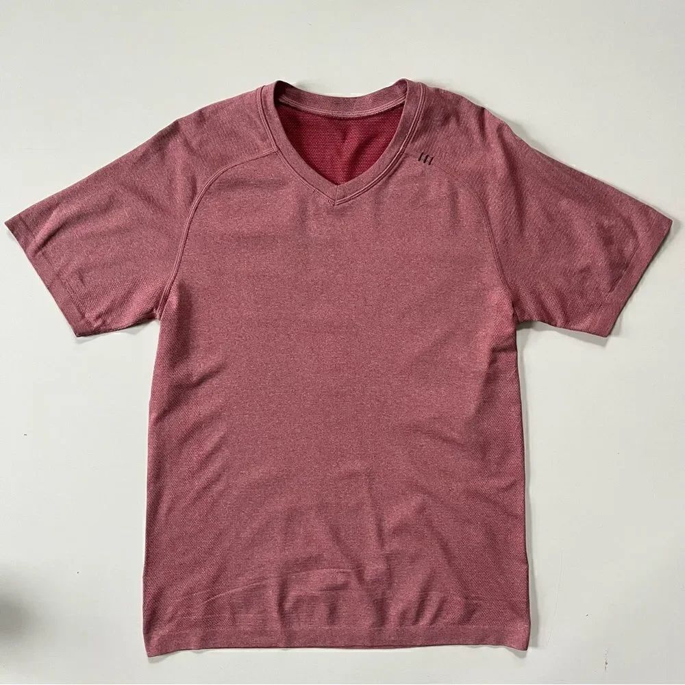 Lululemon Metal Vent Short Sleeve V Small